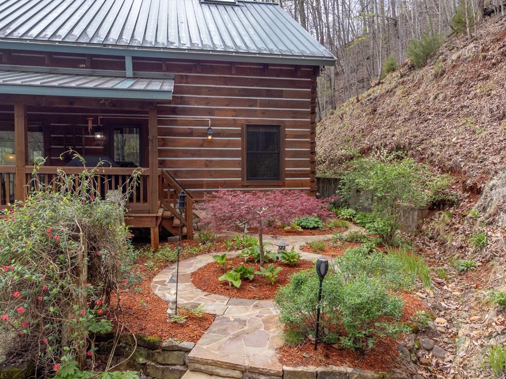 325 Garden Flats Road