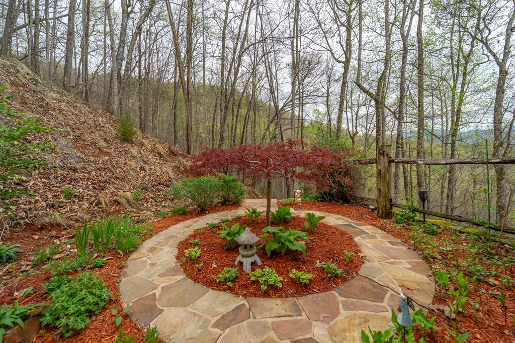 325 Garden Flats Road