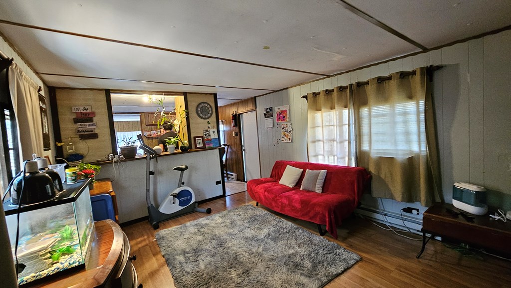 107&123 Frontier Lane
