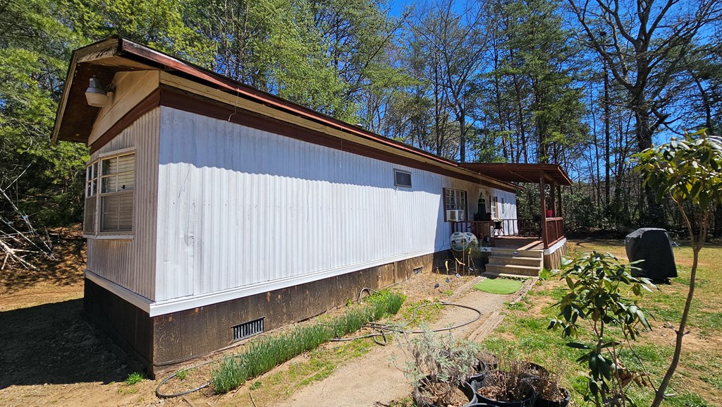 107&123 Frontier Lane