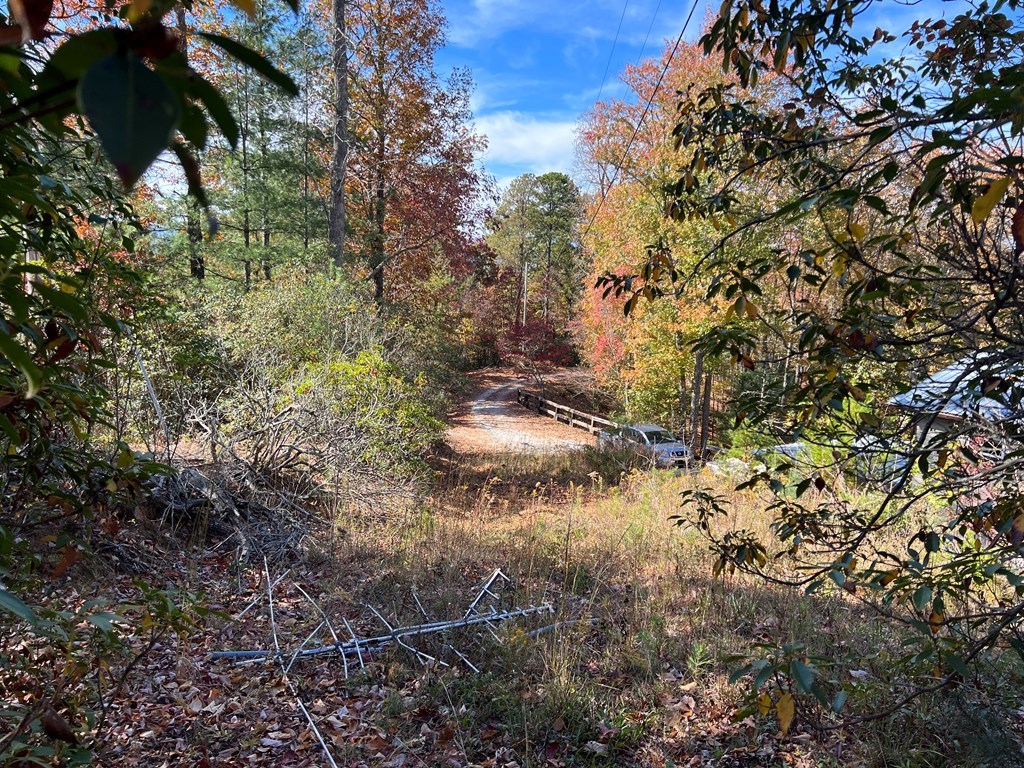 00 Pioneer Village Dr