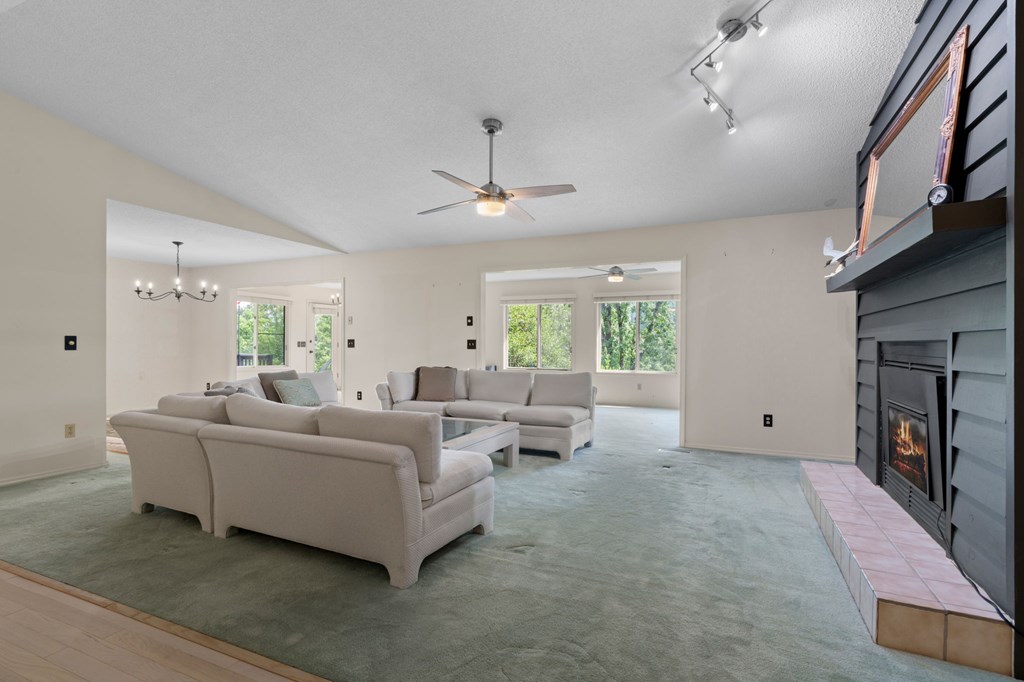 1030 Country Club Drive