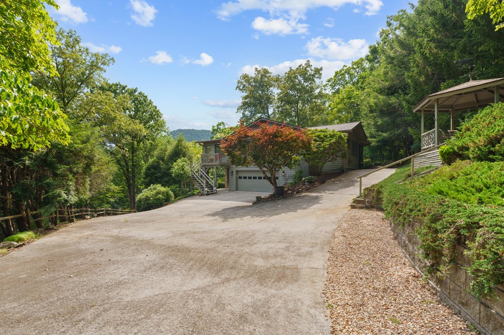 1030 Country Club Drive