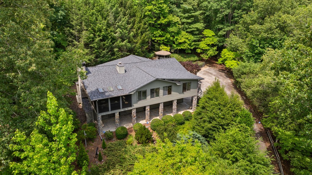 1030 Country Club Drive