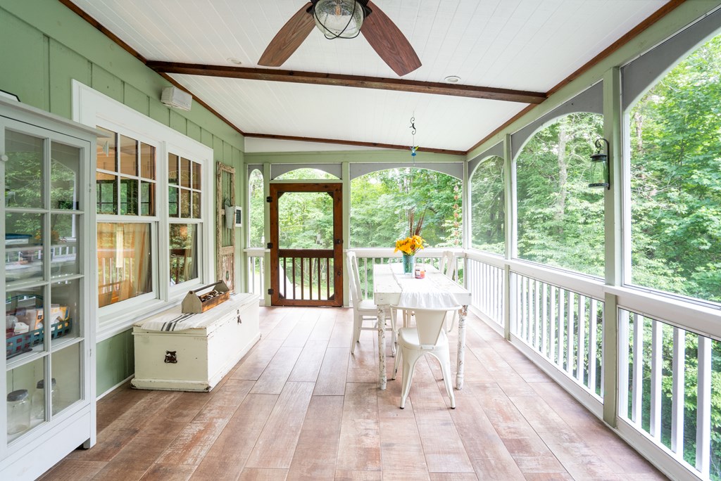 743 Little Hog Back Mountain Lane