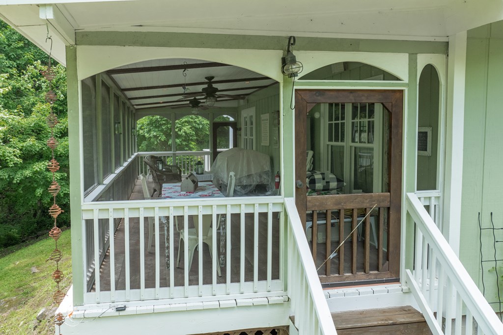 743 Little Hog Back Mountain Lane