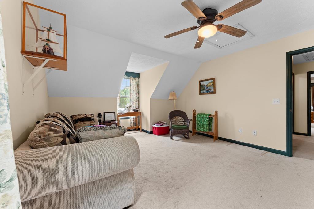 99 Bentwood Dr