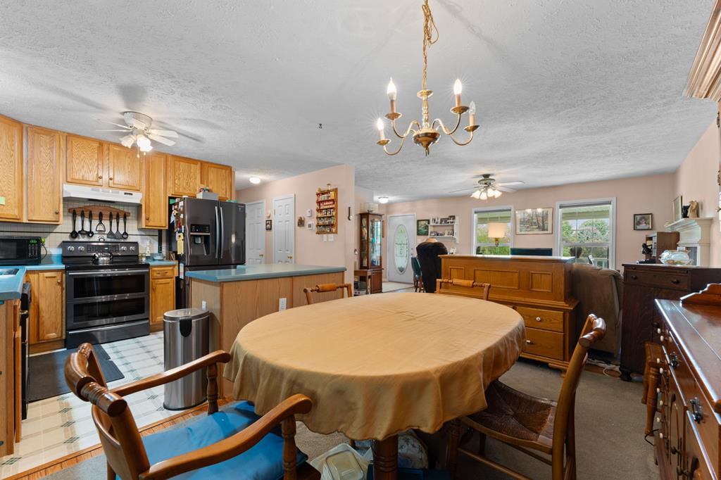 99 Bentwood Dr