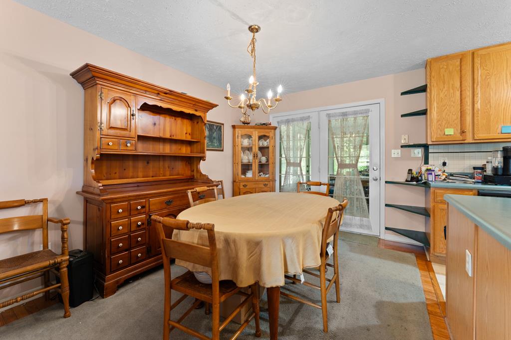 99 Bentwood Dr