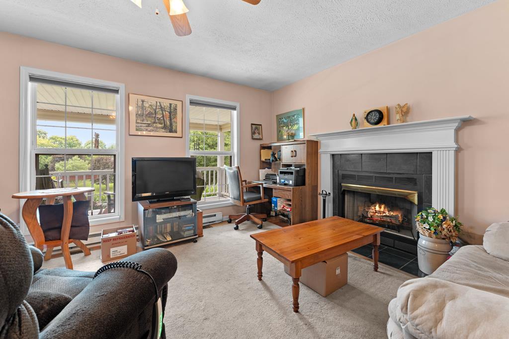 99 Bentwood Dr