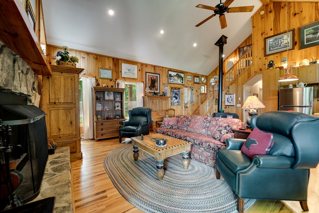 544 Sundance Lane