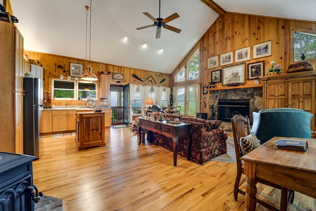 544 Sundance Lane