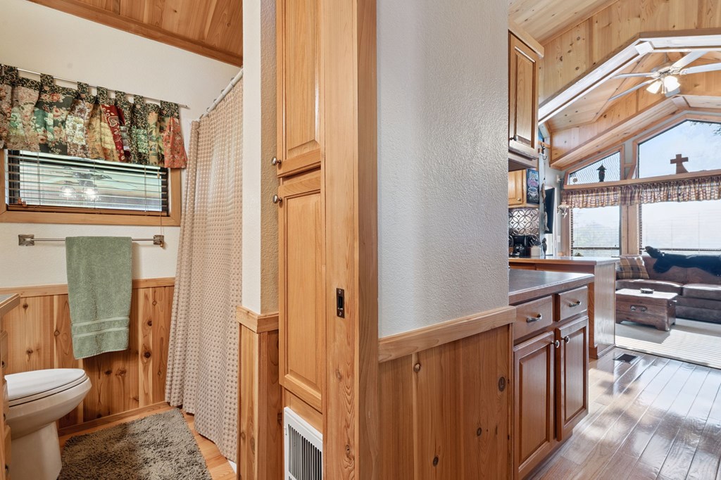 301 Thumpers Trail