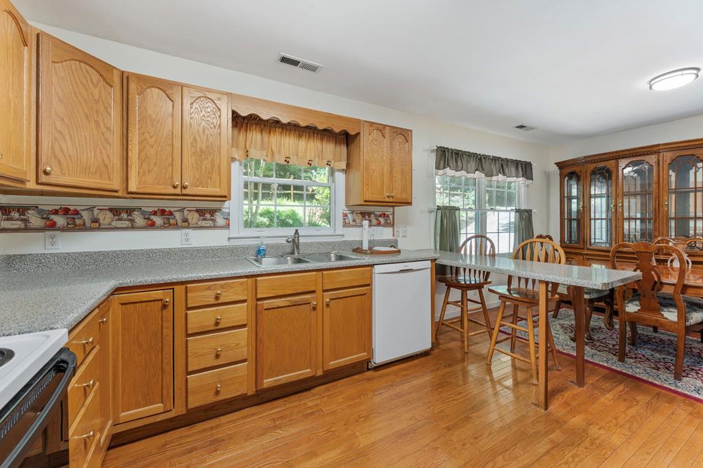 50 Centre Farms Road