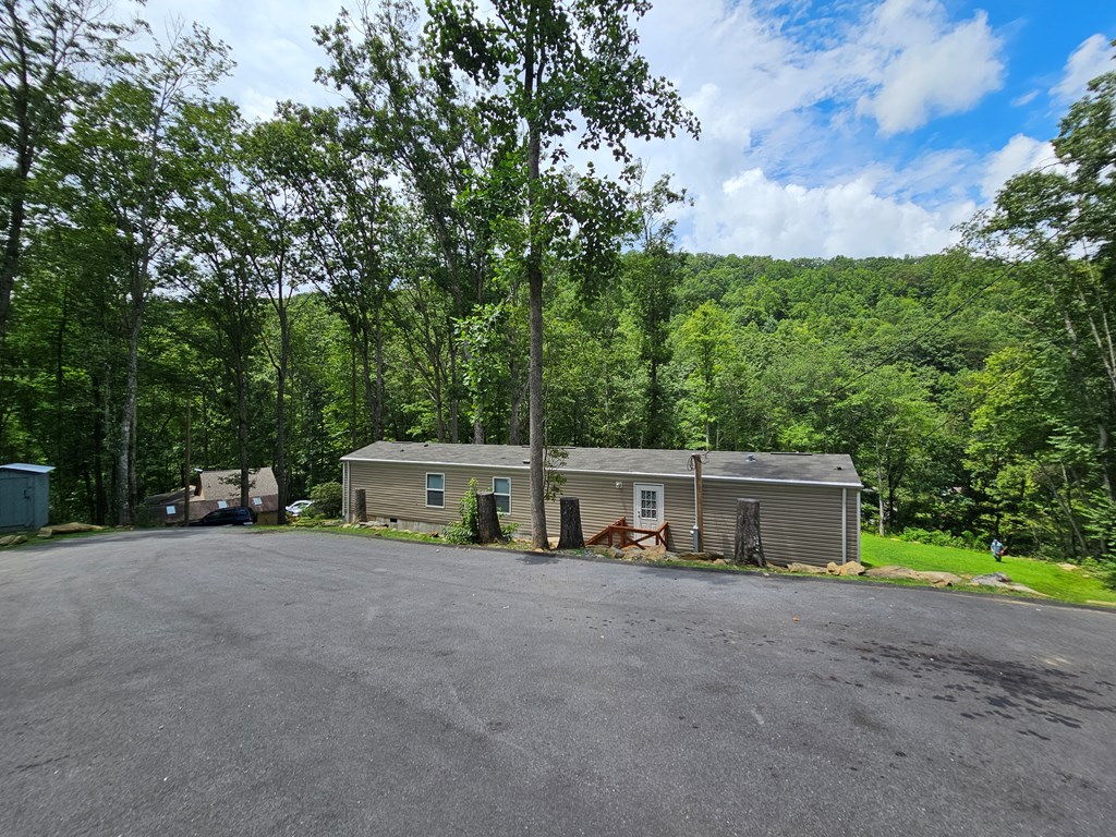 6103539 Boulder Court