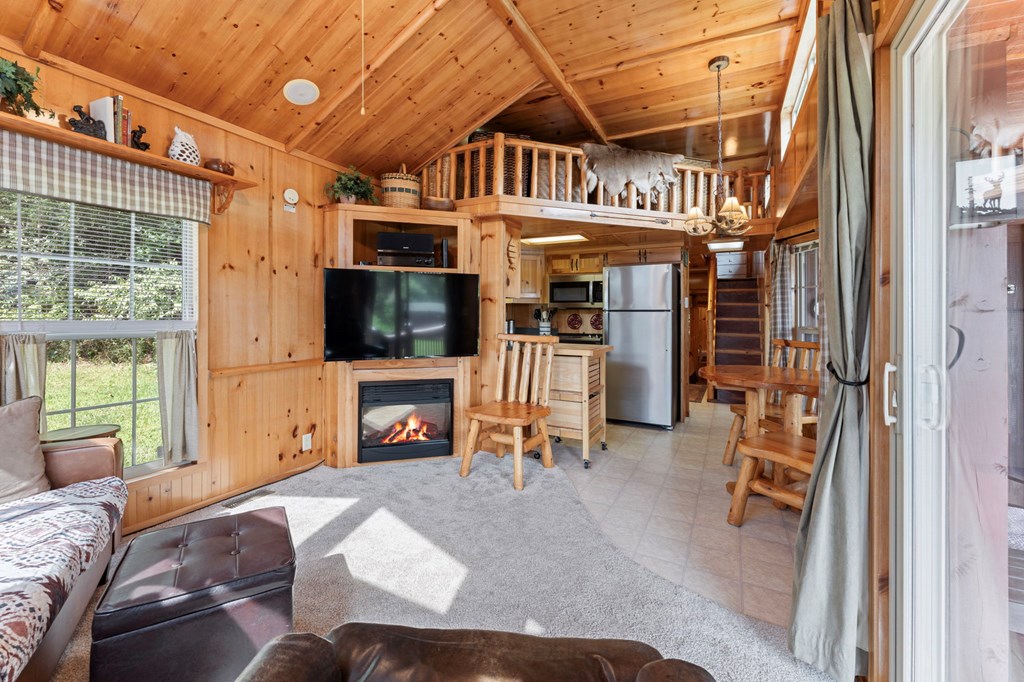 316 Thumpers Trail