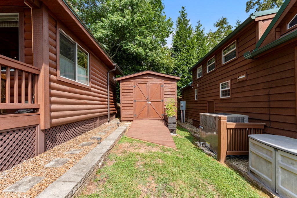 316 Thumpers Trail