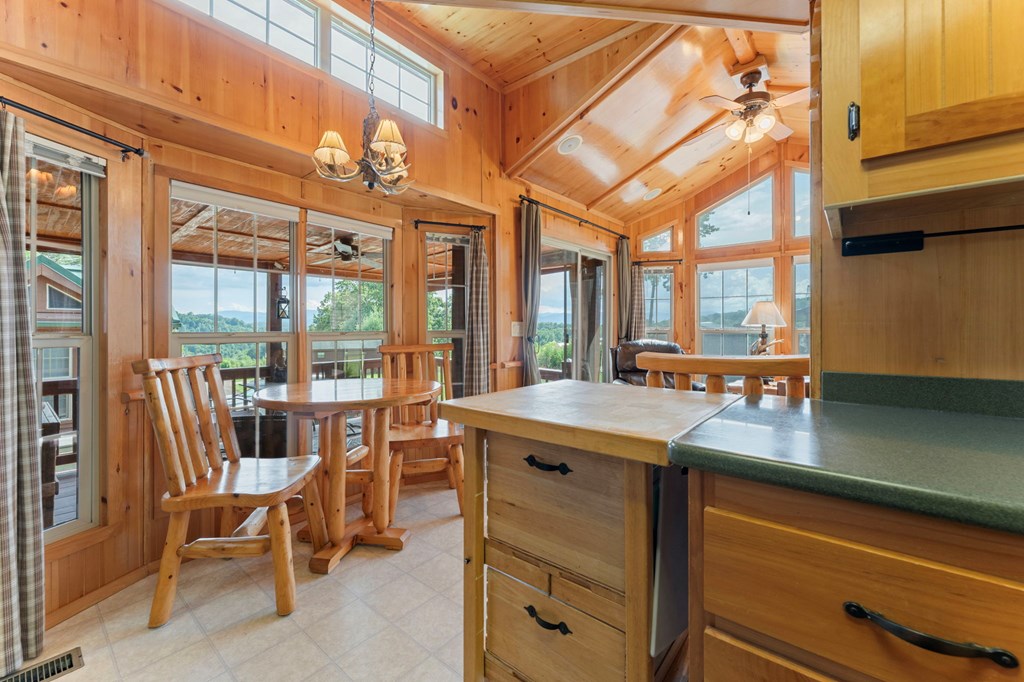 316 Thumpers Trail