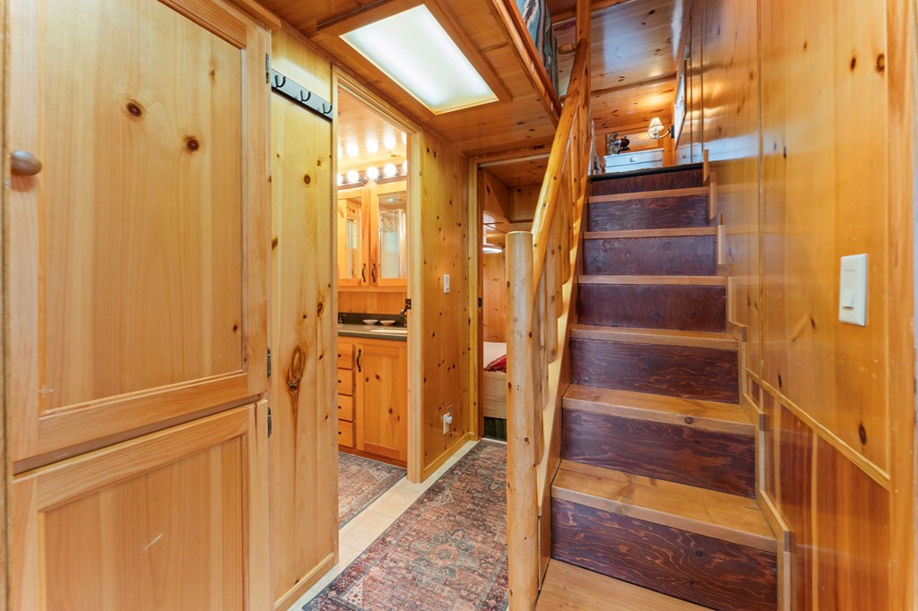 316 Thumpers Trail