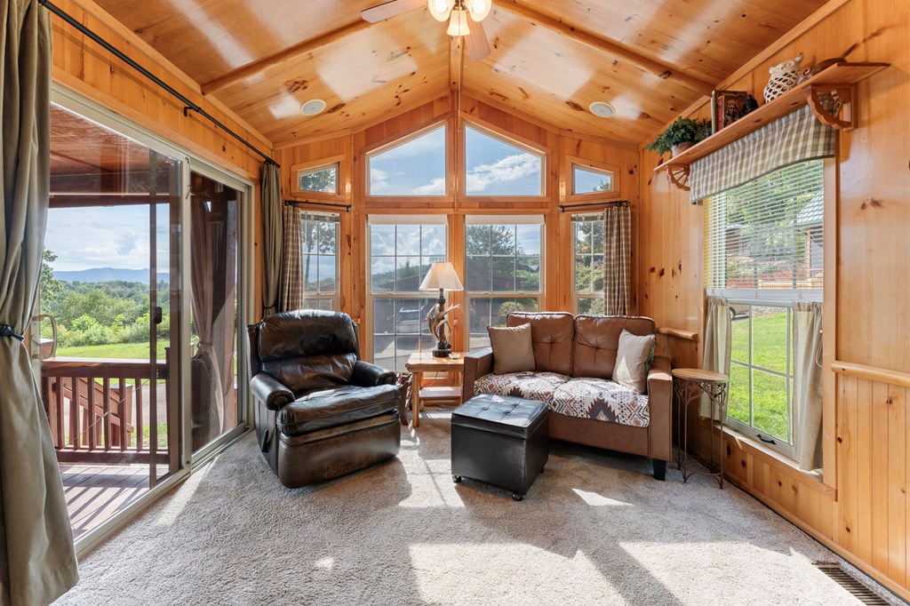 316 Thumpers Trail