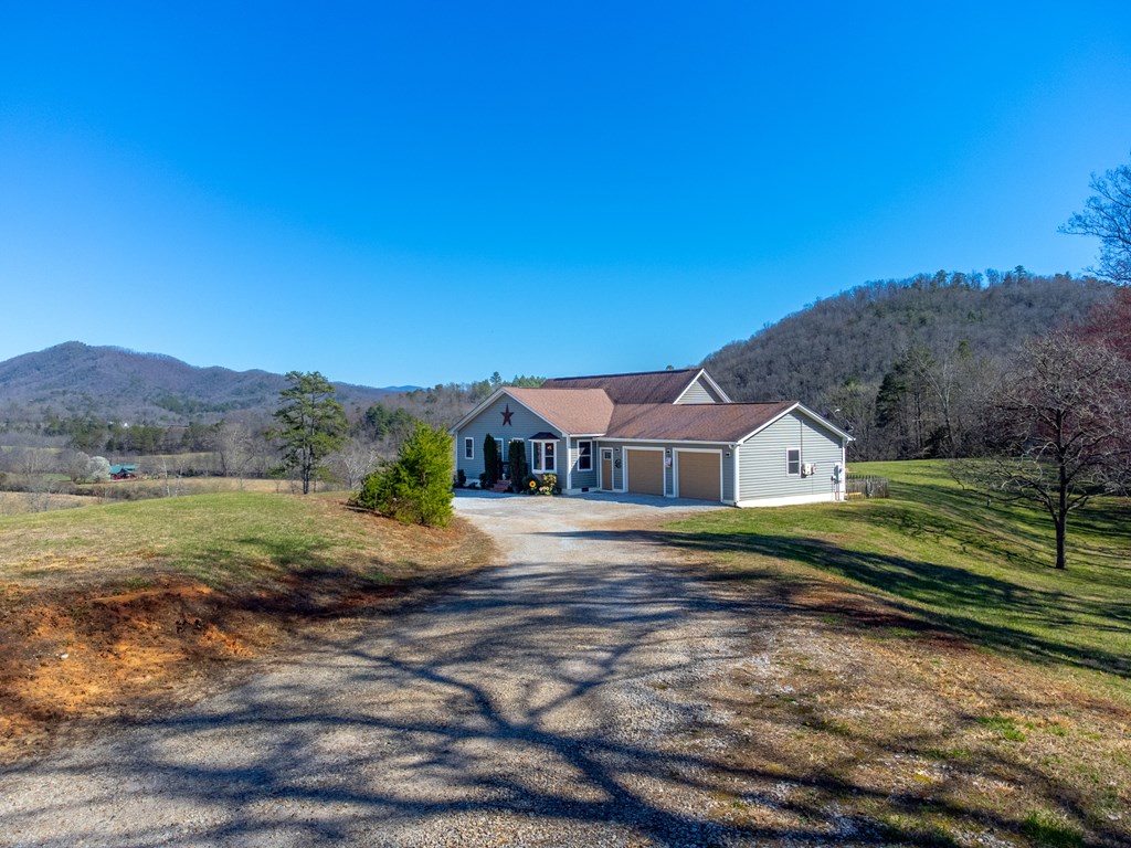 128 Cody Road