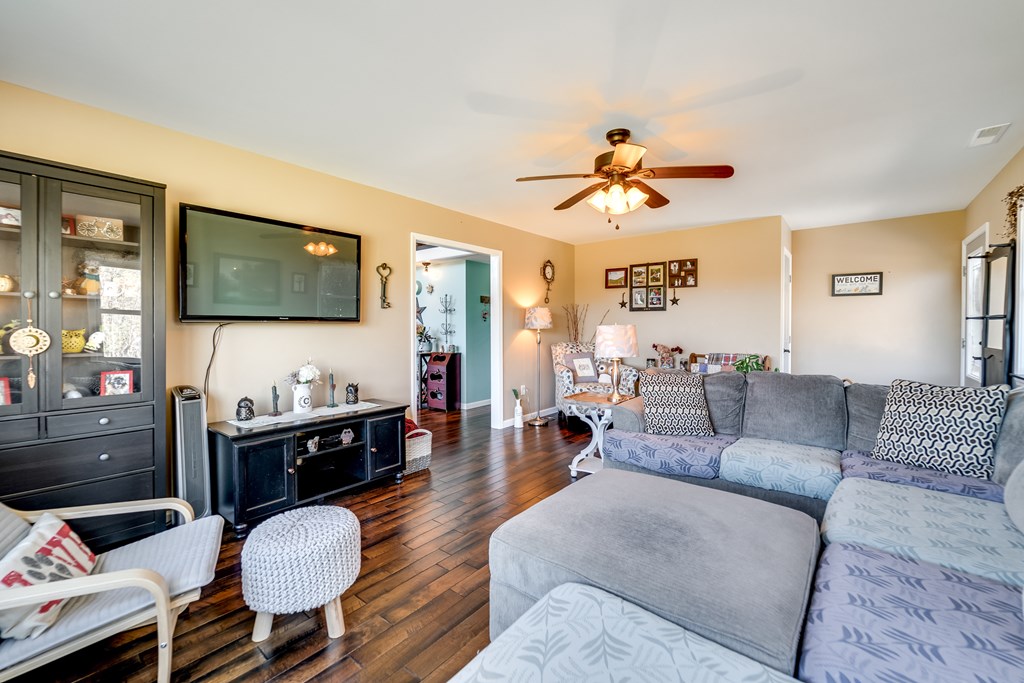 128 Cody Road