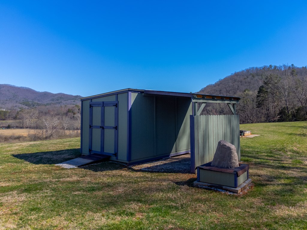 128 Cody Road