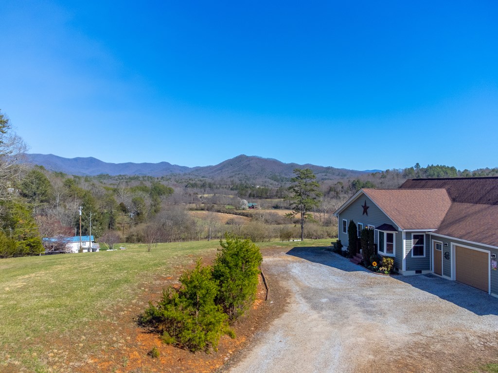 128 Cody Road