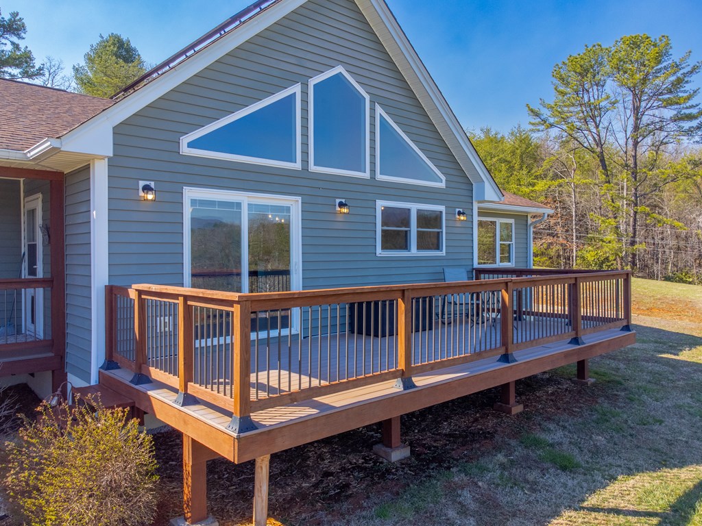 128 Cody Road