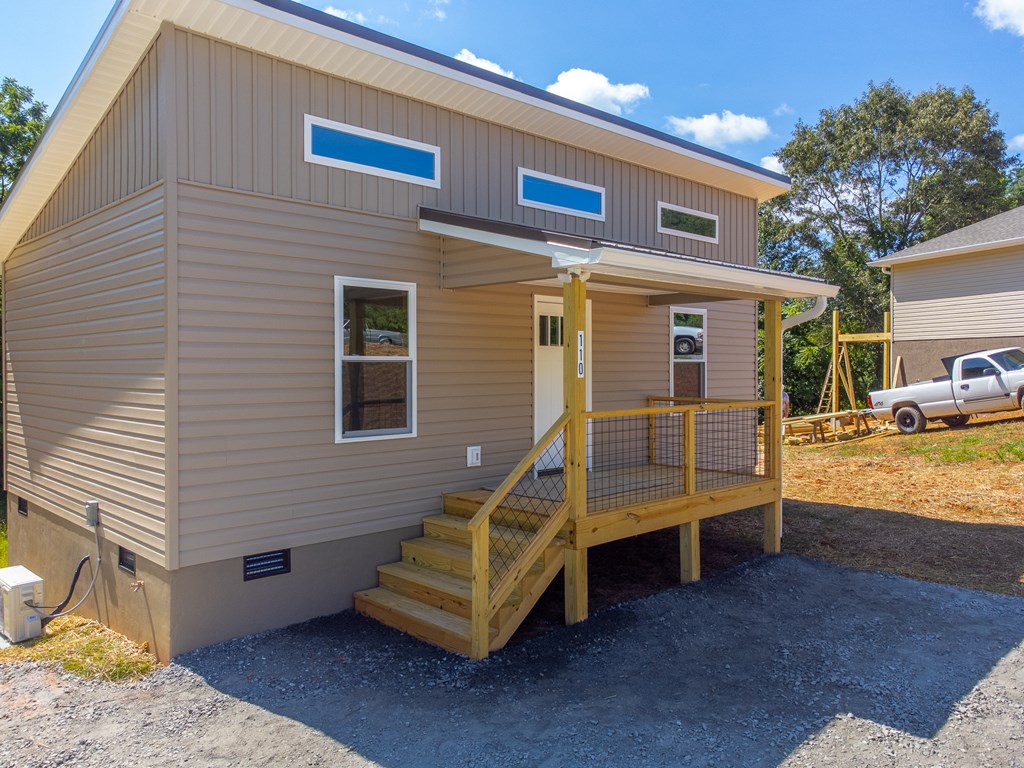 110 Treeline Trail
