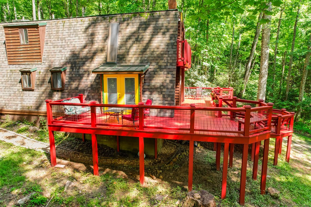 712 Still House Road