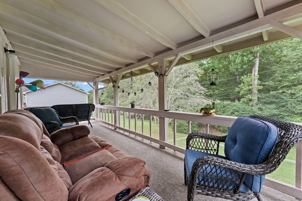 26 Meadowbrook Ct