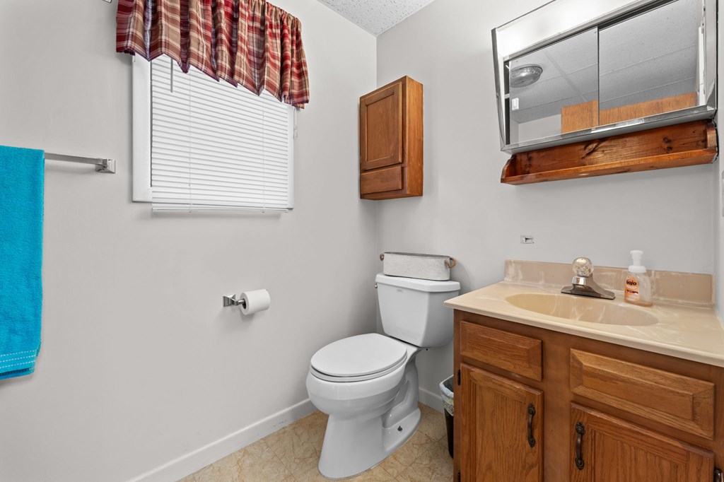 26 Meadowbrook Ct
