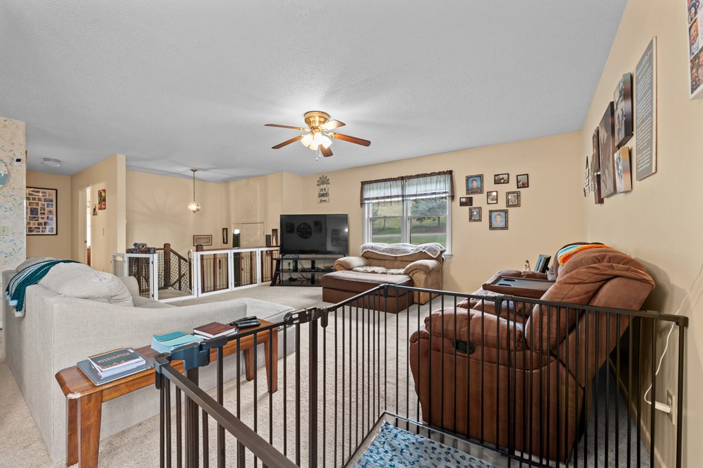26 Meadowbrook Ct