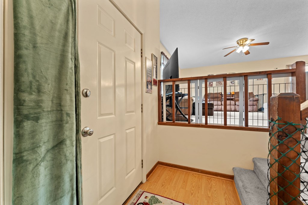 26 Meadowbrook Ct