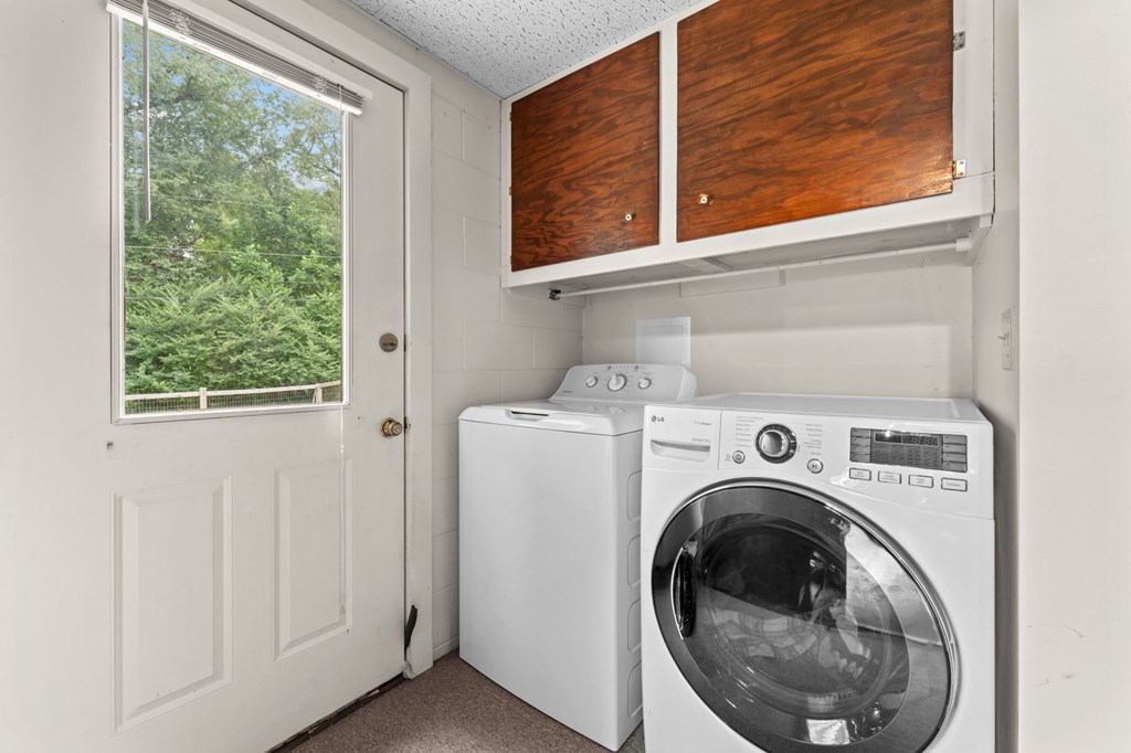 26 Meadowbrook Ct