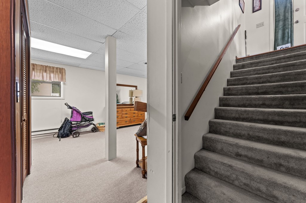 26 Meadowbrook Ct