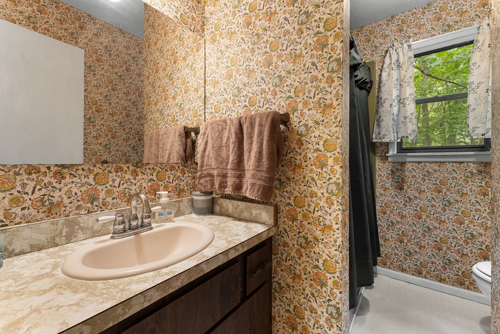 159 Silver Spruce Ln, Franklin