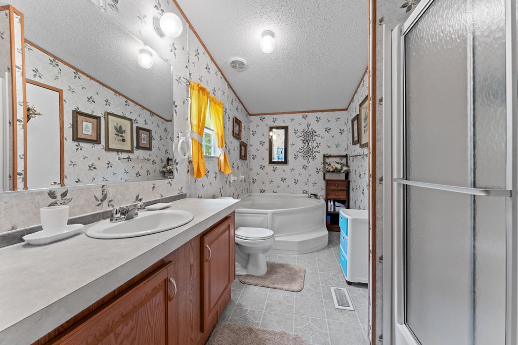 206 Arvil Guyer