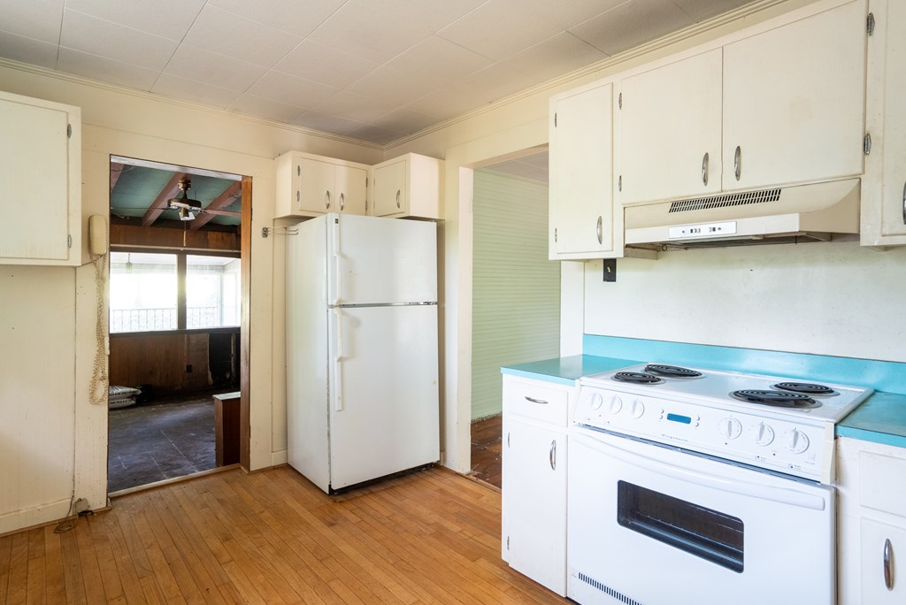 423 Iotla Street