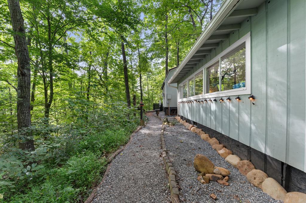 155 Cullasaja Hollow Rd
