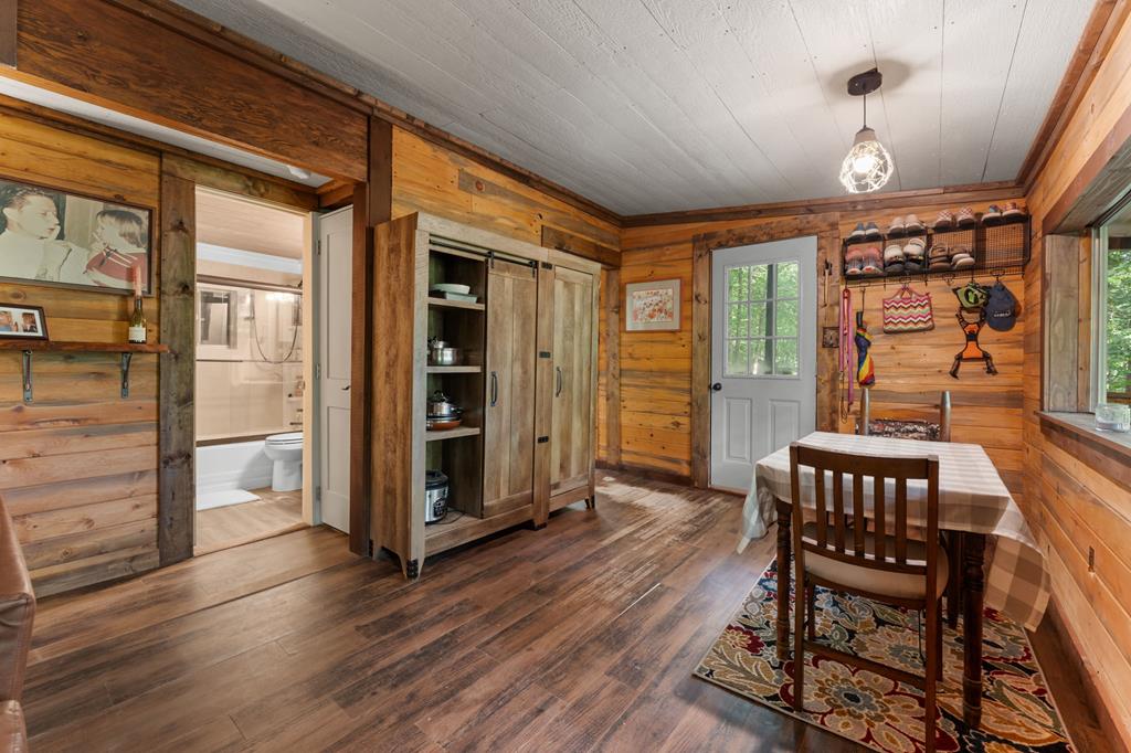 155 Cullasaja Hollow Rd