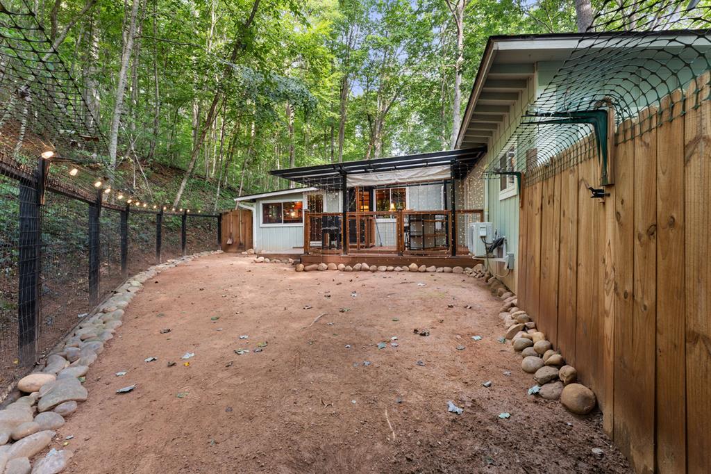 155 Cullasaja Hollow Rd