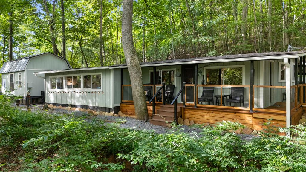 155 Cullasaja Hollow Rd