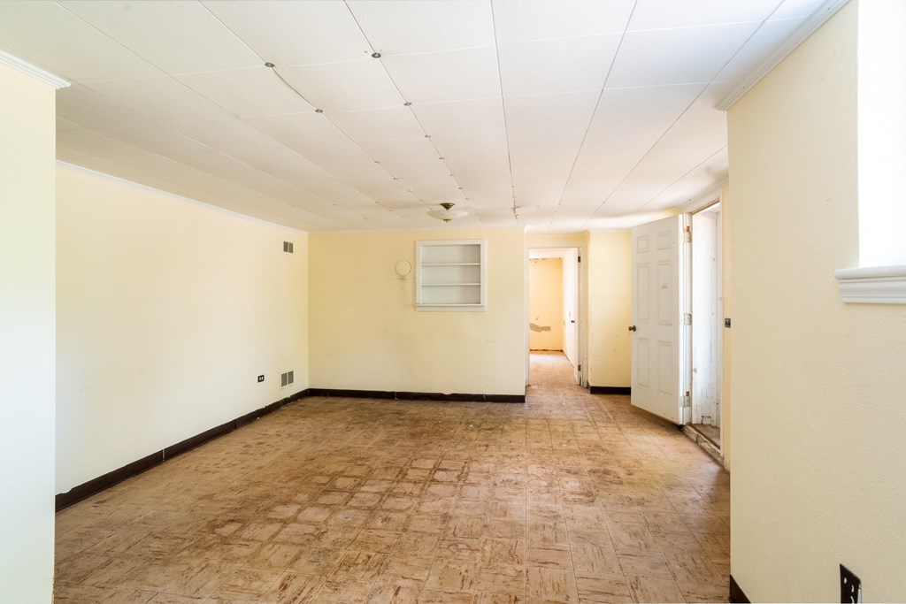 423 Iotla Street