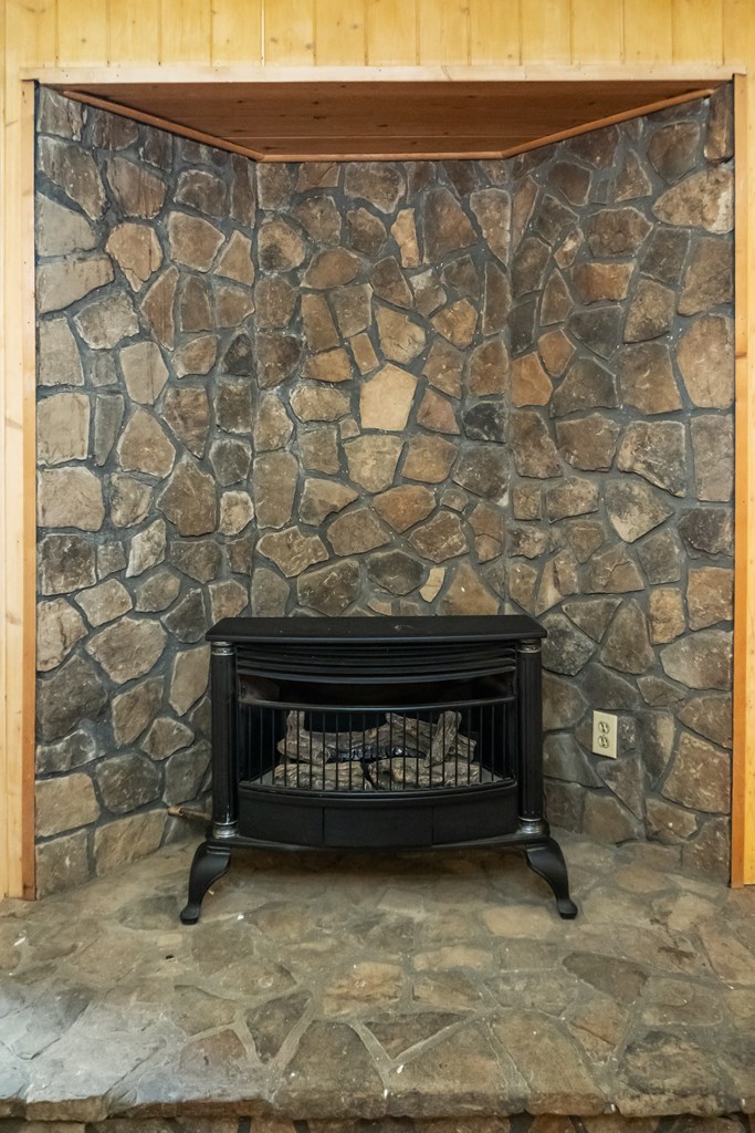 703 South Skeenah Rd