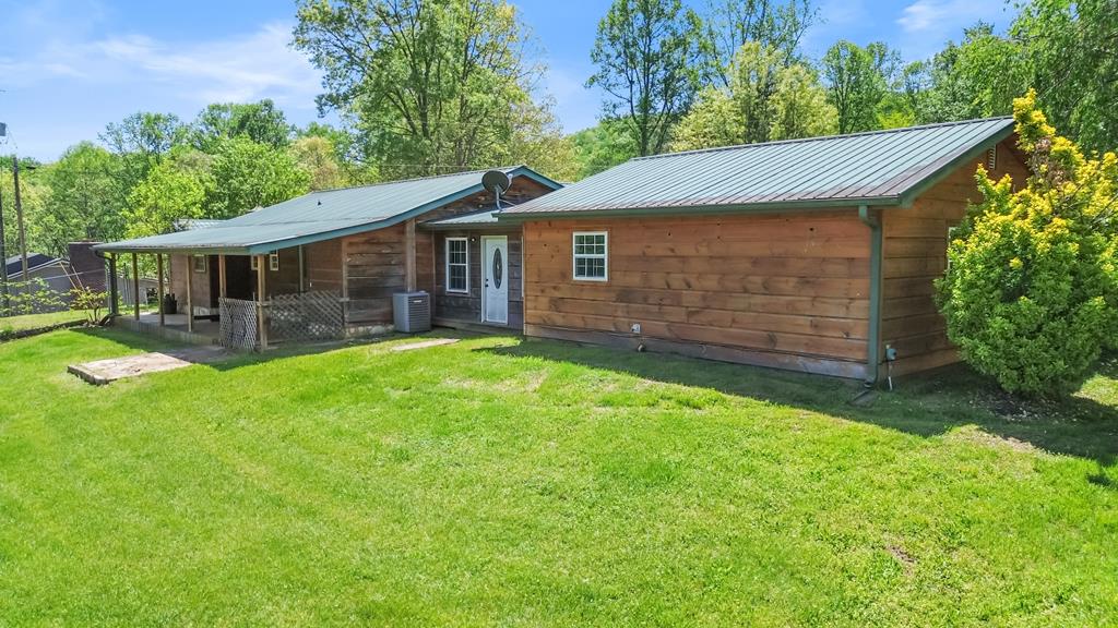 703 South Skeenah Rd