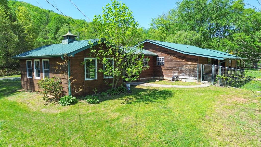 703 South Skeenah Rd