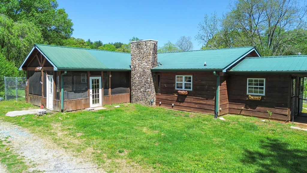 703 South Skeenah Rd