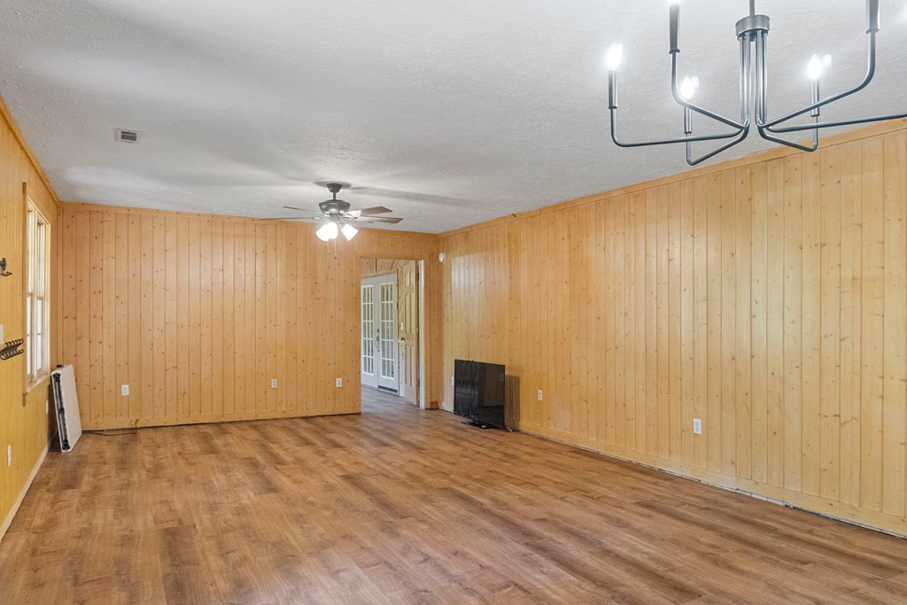 703 South Skeenah Rd